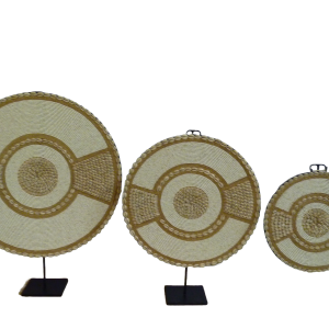 Set de décoration en jonc de mer et coquillage avec support, de fabrication artisanale